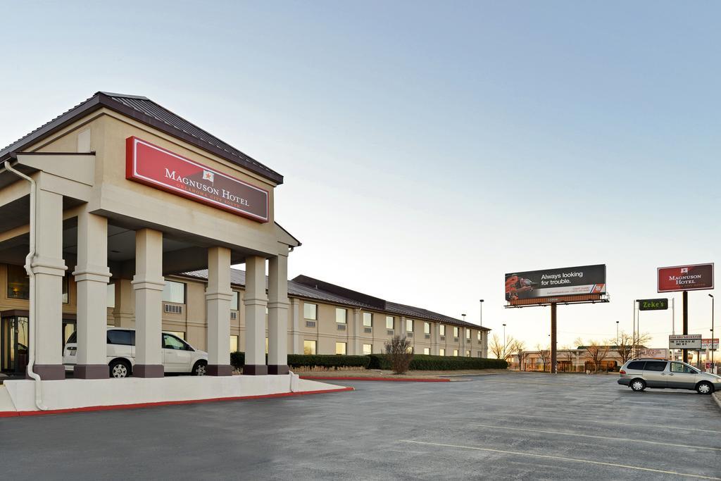 Rodeway Inn Oklahoma City Exterior photo